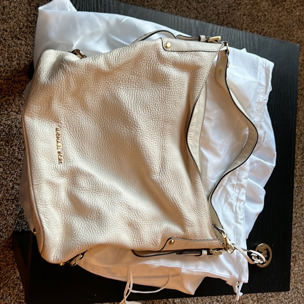 Michael kors bag included